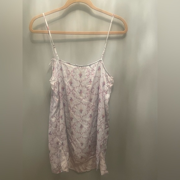 Hill House Home the Tati silk Teddy - Cabernet Trellis - Picture 5 of 8